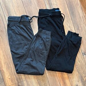 Old Navy Men’s Charcoal and Black Joggers